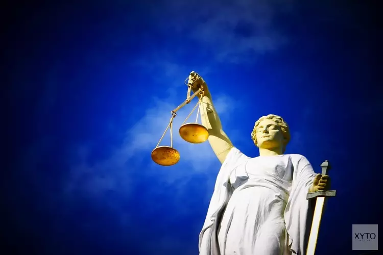 Celstraf en behandeling geëist na bedreiging en poging doodslag met bijl