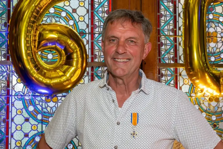 Koninklijke onderscheiding voor Nico van der Loo