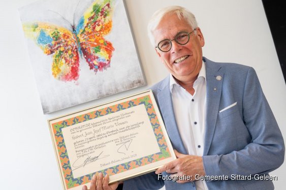 Speld van Verdienste voor Hub Vossen uit Geleen