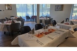 Een avond vol mooie verhalen: O.D.D. Femmes-Tastiques uit Maastricht schuift aan bij Dinner Sjiek in Parc Glana